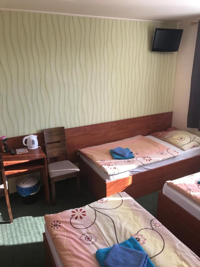 Hotel Hokejka Prievidza Esterno foto