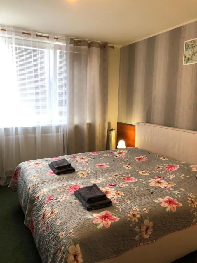 Hotel Hokejka Prievidza Esterno foto