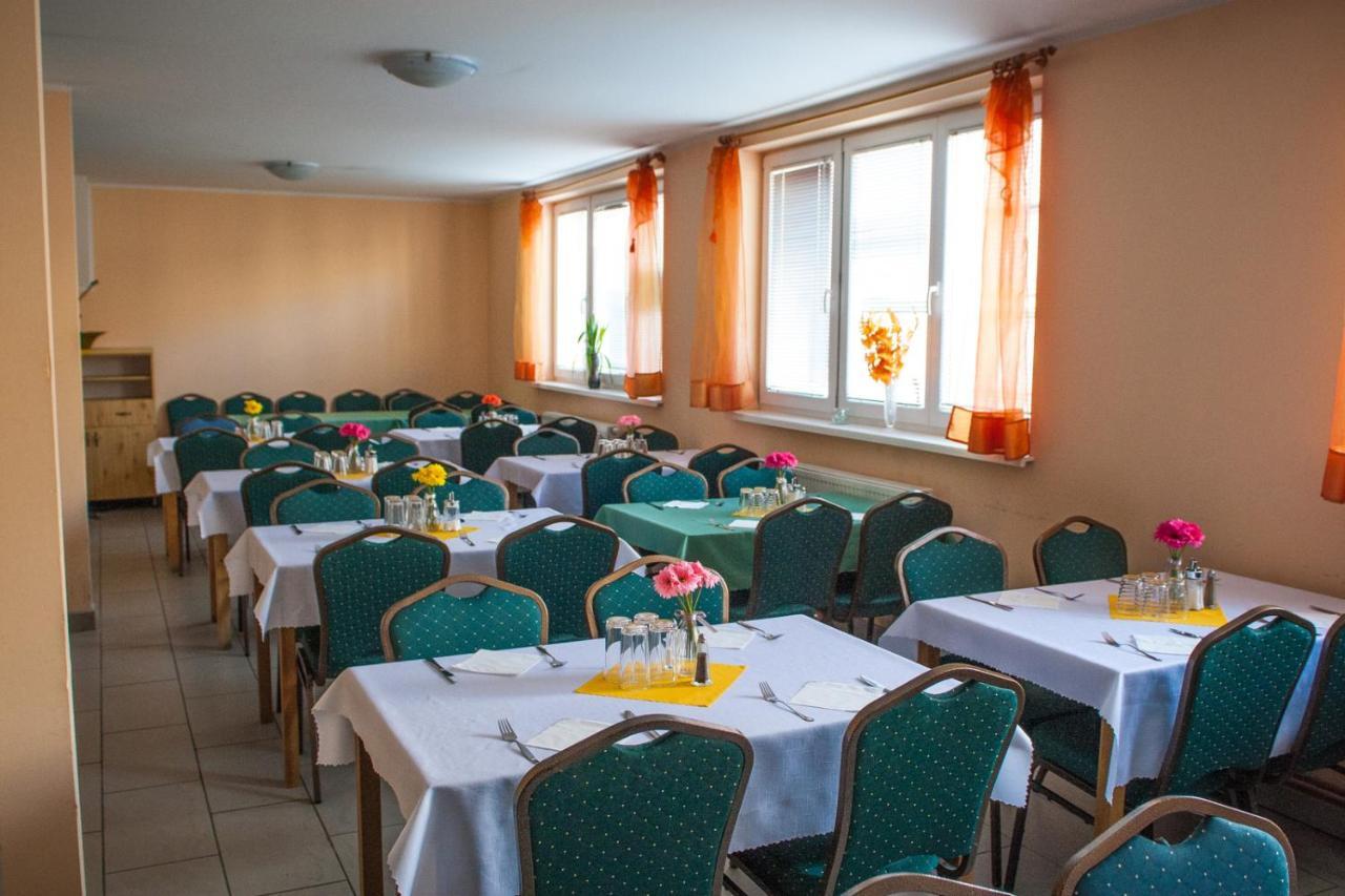 Hotel Hokejka Prievidza Esterno foto