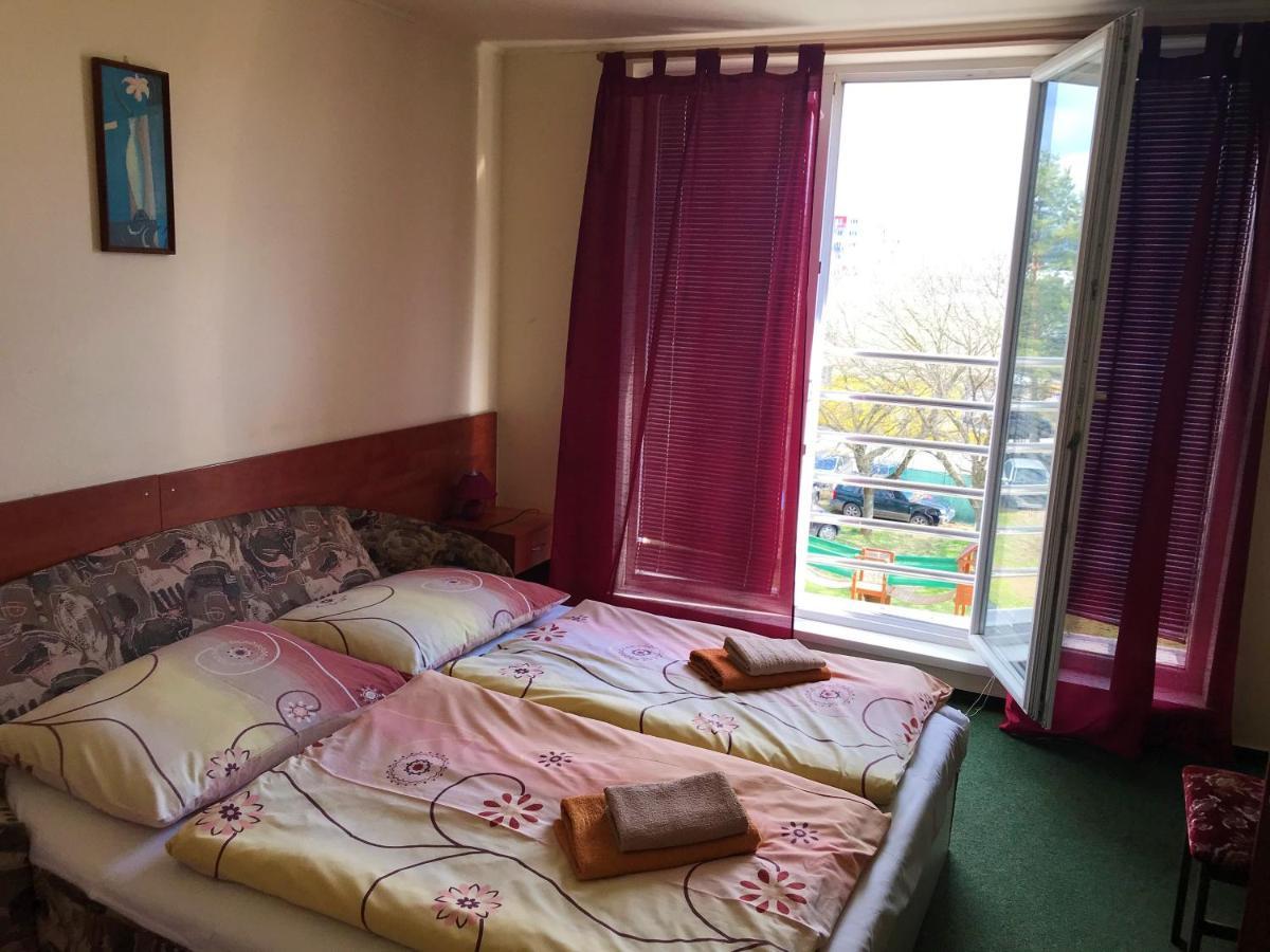 Hotel Hokejka Prievidza Esterno foto